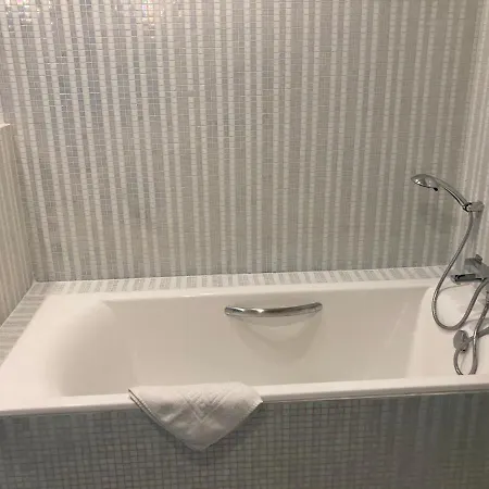 Apartment Charmant Appartement *